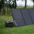 Can a single battery be connected to multiple portable solar panels?